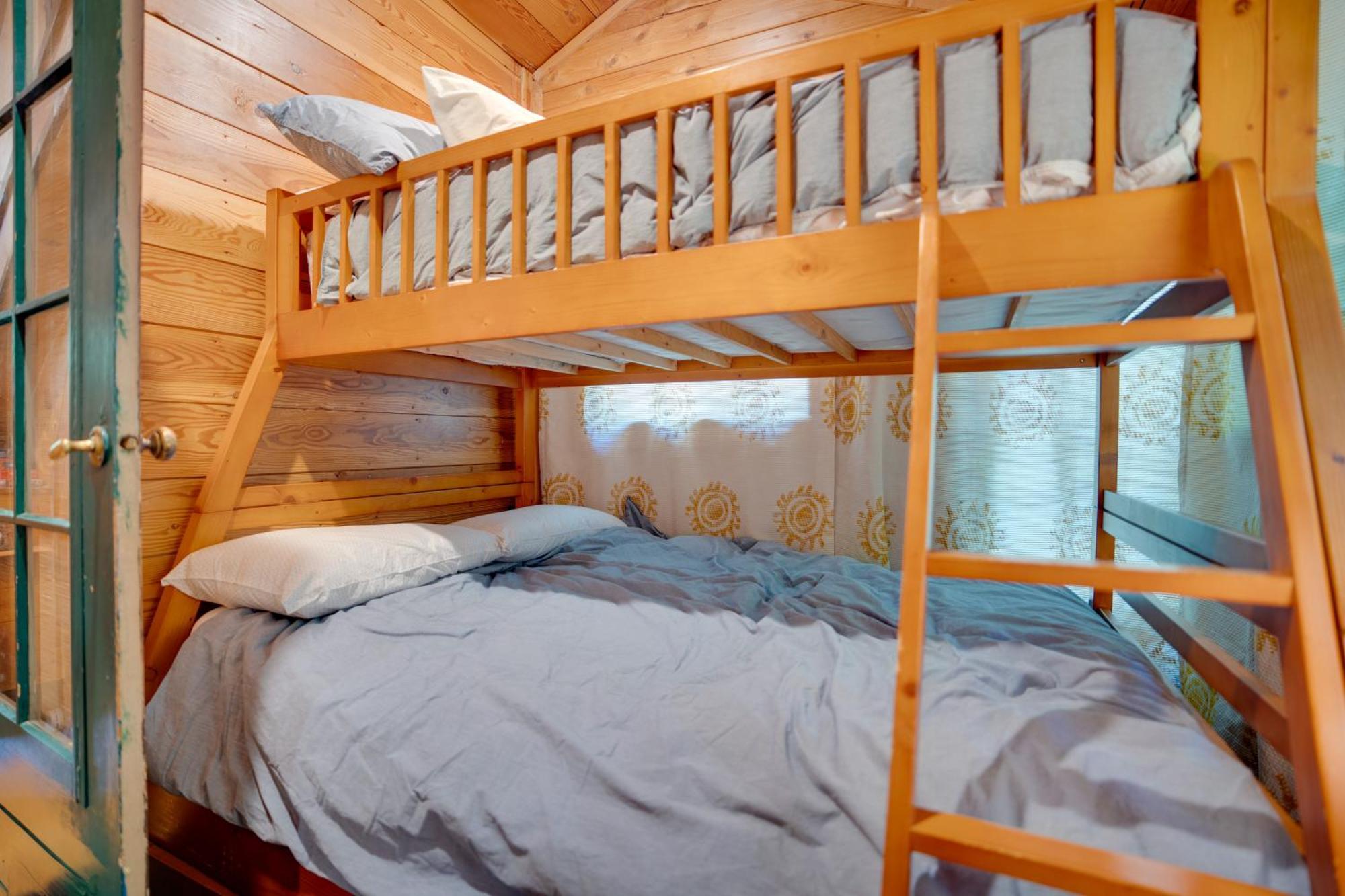 Leavenworth Cabin With Private Hot Tub! Exteriör bild
